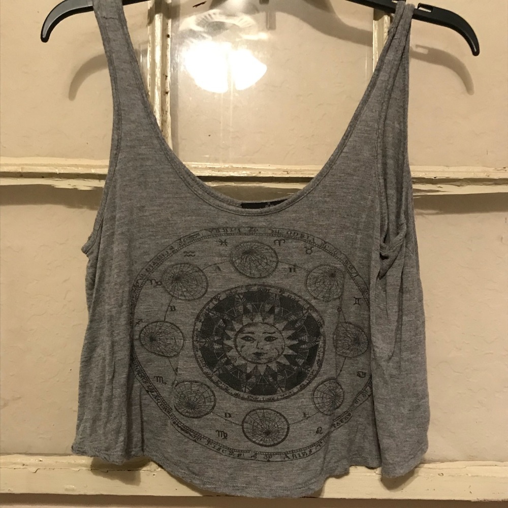 Flowy crop top